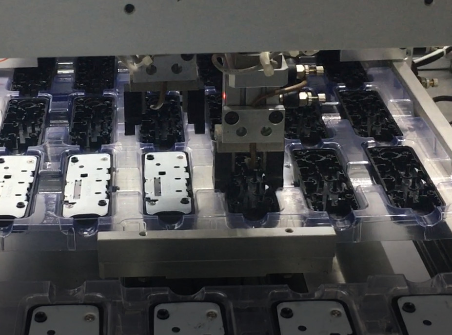 旅行箱密碼鎖自動裝配線